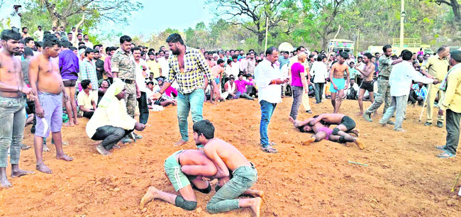 లక్ష్మీనర్సింహస్వామి బ్రహ్మోత్సవాలు సంపూర్ణం 1