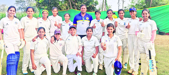 కాంగ్రెస్‌ పార్టీతోనేఅభివృద్ధి సాధ్యం: ఎమ్మెల్యే 
2