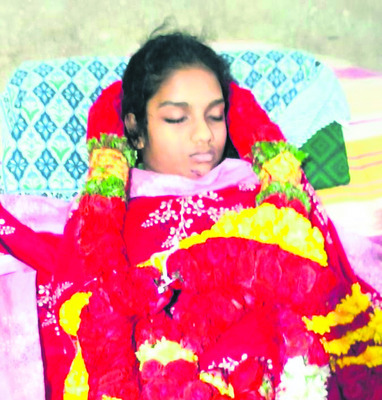 మహిళ నేత్రదానం3