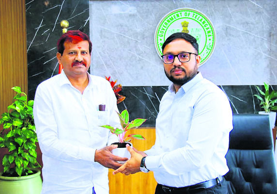 డీపీఆర్‌ఓగా బాధ్యతల స్వీకరణ1