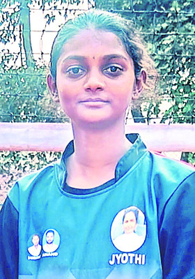 భూముల రీసర్వేను పకడ్బందీగా చేపట్టాలి
3