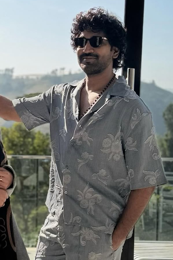 Actor Aadi pinisetty wife Nikki galrani shares January Month Memories Photos6