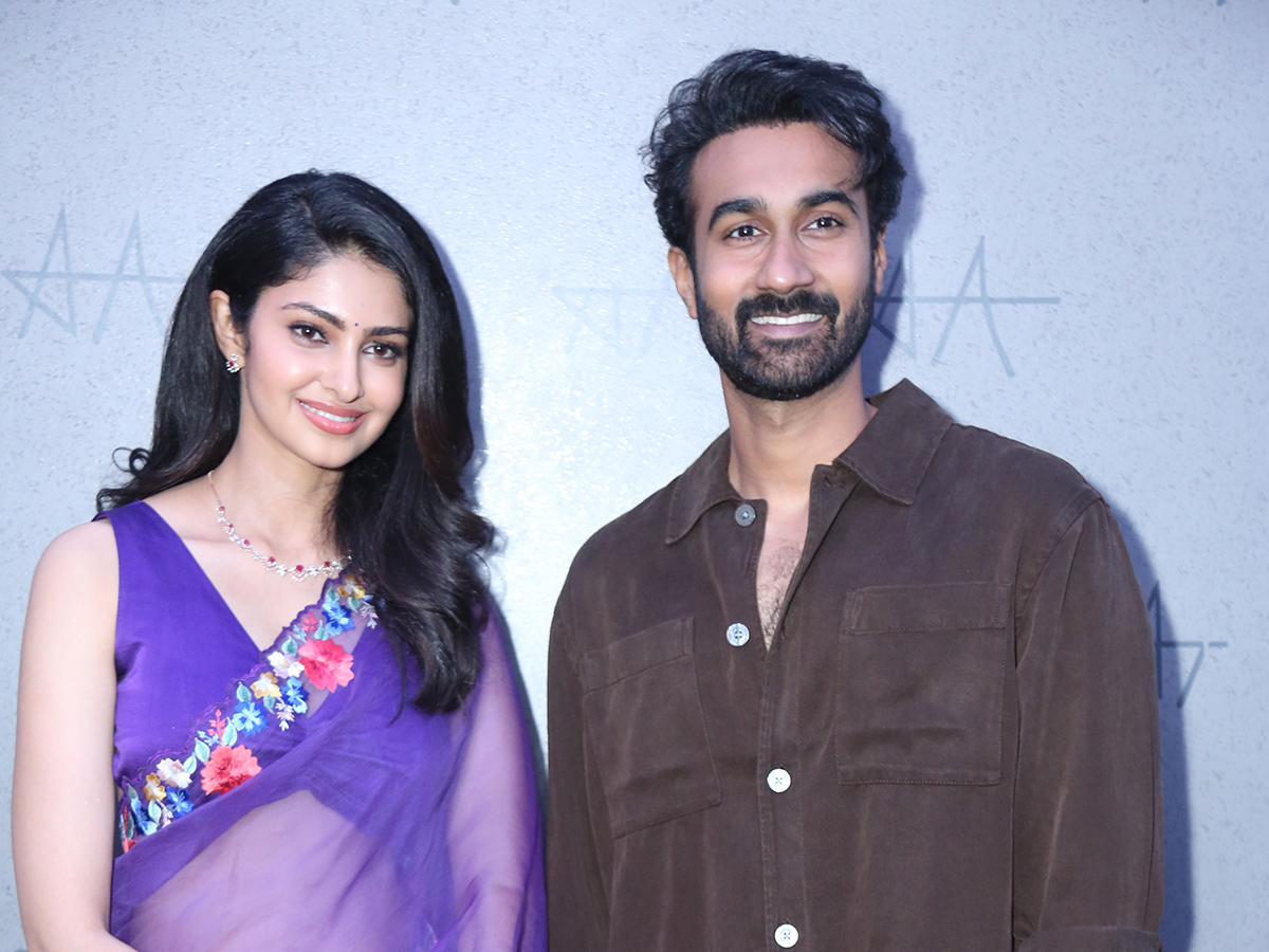 Couple Friendly Trailer Launch Event Photos15