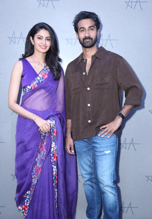 Couple Friendly Trailer Launch Event Photos6