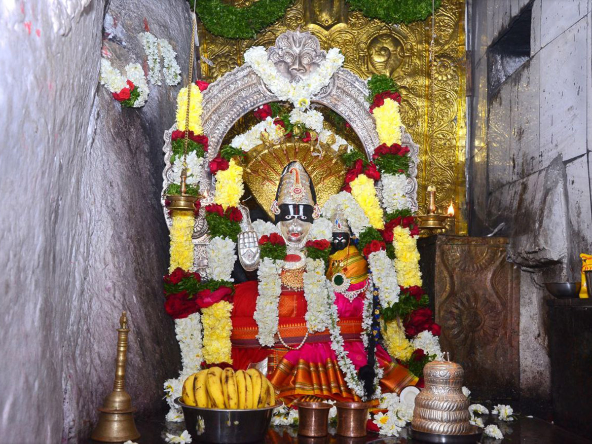 Mujgi Mallanna Jatara Being Held Grandly at Nirmal13