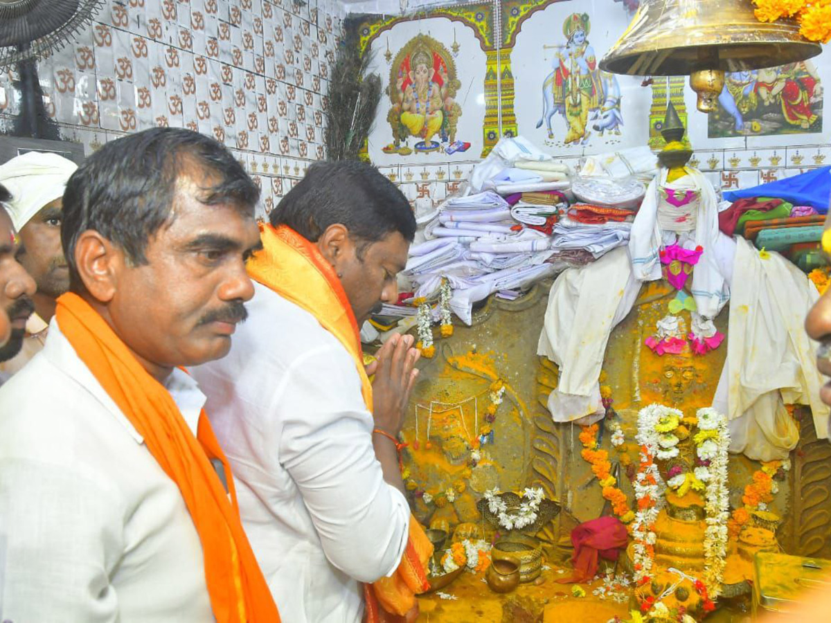 Mujgi Mallanna Jatara Being Held Grandly at Nirmal6