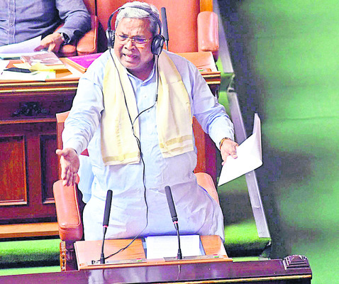 అబ్కారీశాఖలో అవినీతి పొంగు 4