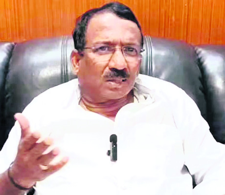 అబ్కారీశాఖలో అవినీతి పొంగు 5