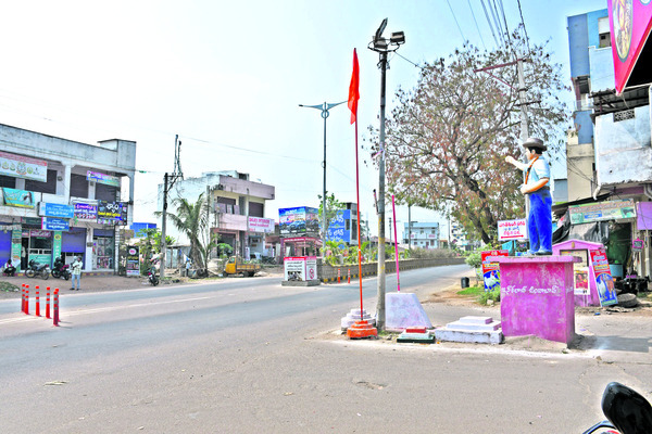 అందరి దృష్టి దేవునిపల్లి పైనే..1