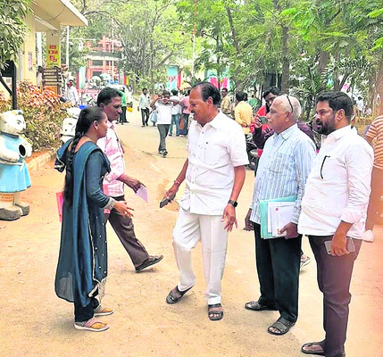 అసంతృప్తుల జ్వాలలు1