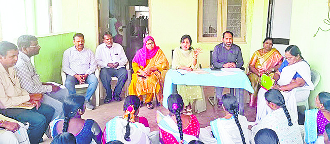 కాంగ్రెస్‌కు బుద్ధి చెప్పండి 
2