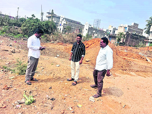 ఉన్నది 50 సెంట్లు 1