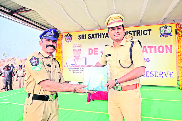 పోలీసు సిబ్బందికి క్రమ శిక్షణ అవసరం 1