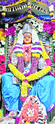 మురిపించిన మారుజాతర3