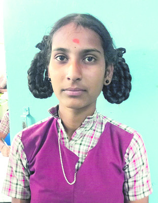 ఆలయ వార్షికోత్సవాలకు హాజరైన స్పీకర్‌ 1