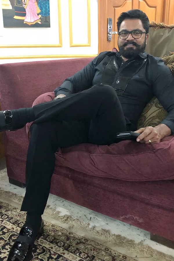 Actor Sarath Kumar-Radhika wedding day.. Daughter cute post Photos6