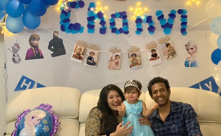 Actress Sanghavi 10th wedding Anniversary PHotos16