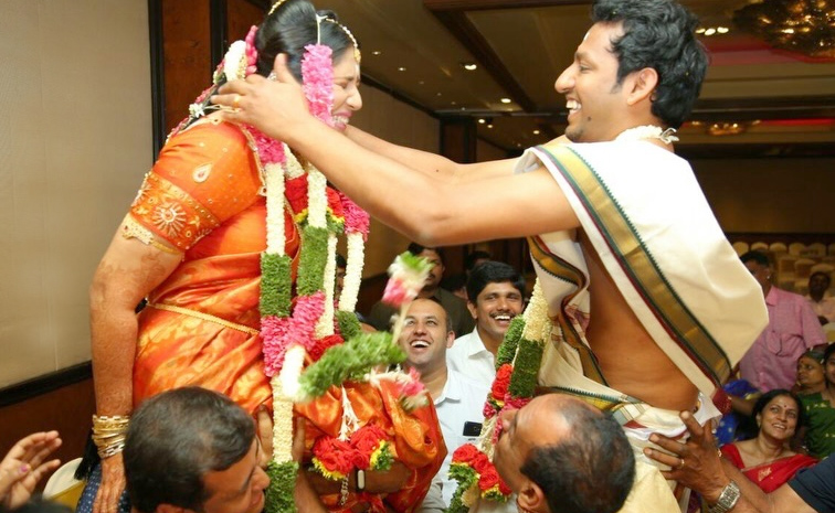 Actress Sanghavi 10th wedding Anniversary PHotos5