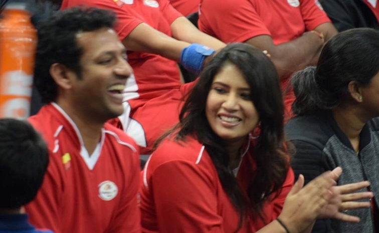 Actress Sanghavi 10th wedding Anniversary PHotos9