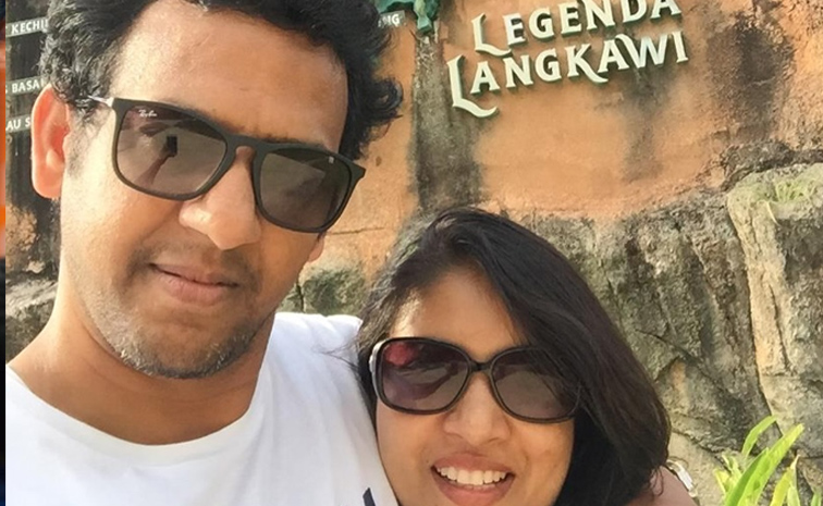 Actress Sanghavi 10th wedding Anniversary PHotos10