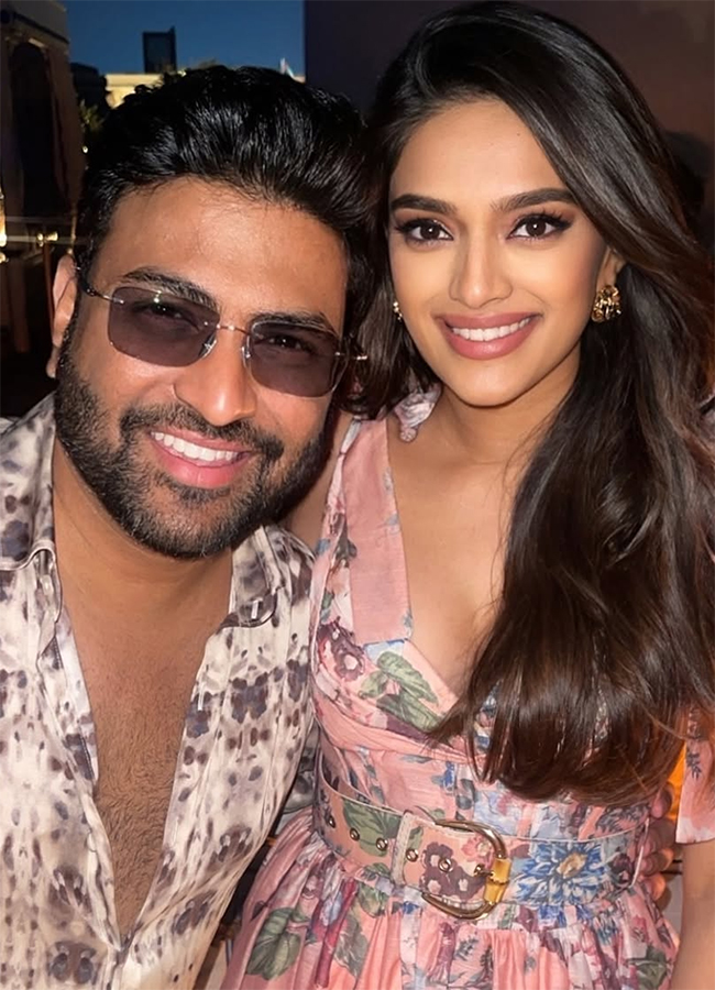 Allu Sirish Bachelor Party unseen Moments Viral Photos11