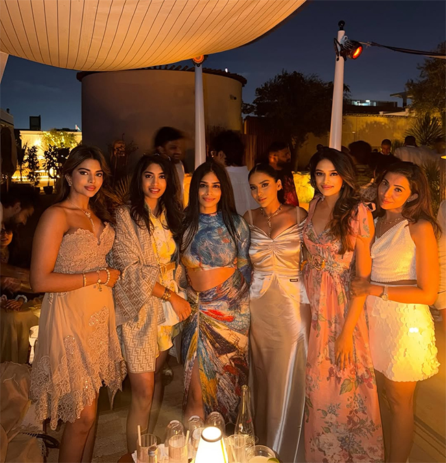 Allu Sirish Bachelor Party unseen Moments Viral Photos15