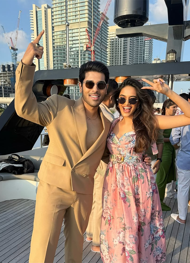 Allu Sirish Bachelor Party unseen Moments Viral Photos2