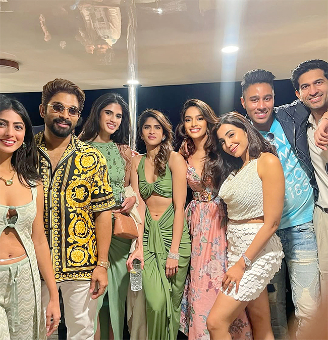 Allu Sirish Bachelor Party unseen Moments Viral Photos23