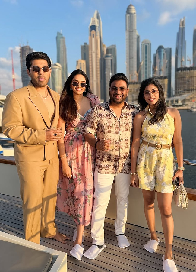 Allu Sirish Bachelor Party unseen Moments Viral Photos8