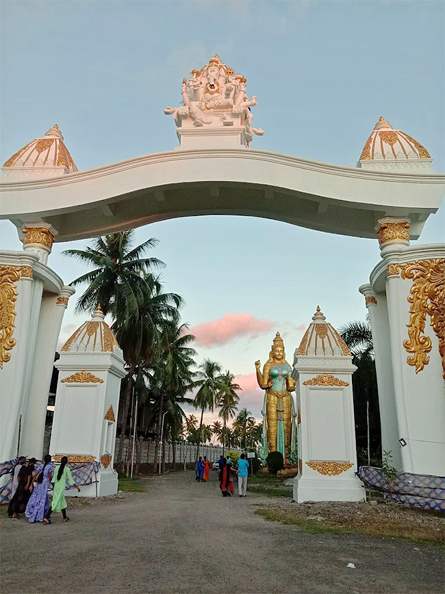 Sri Vasavi kanyaka parameswari temple Penugonda15