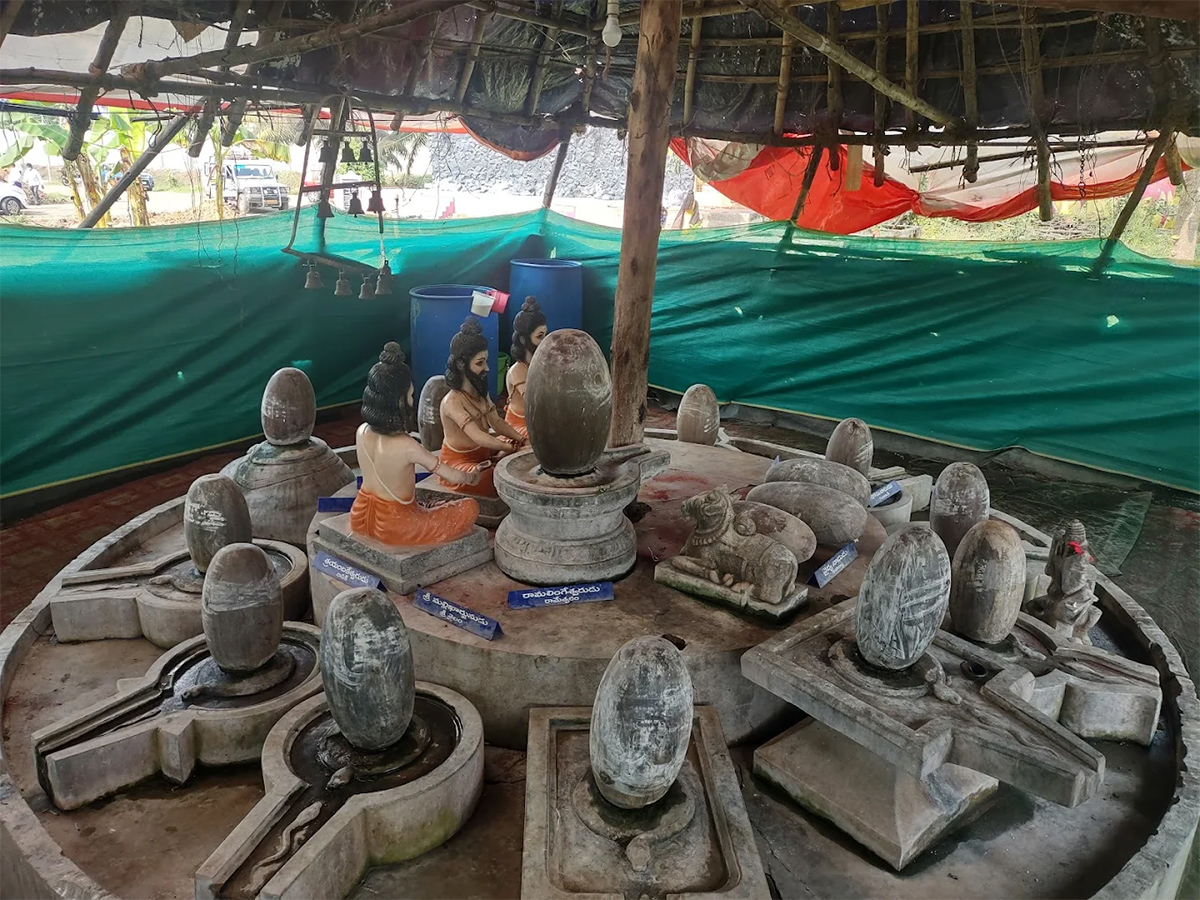 Sri Vasavi kanyaka parameswari temple Penugonda23