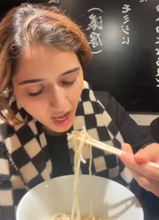 Tollywood Actress Ashika Ranganath Food Stories HD Pics7