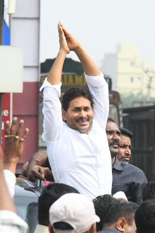 YS Jagan Guntur Tour in Ambati Rambabu ‪17