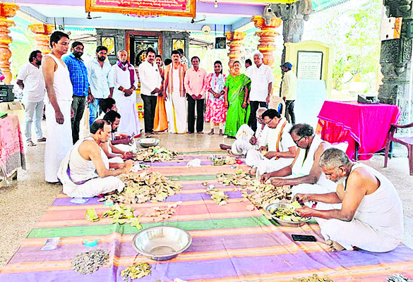 కనకమహాలక్ష్మి హుండీల ఆదాయం రూ.2,42,0601