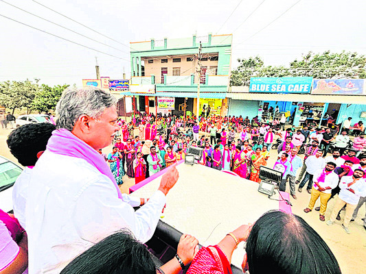 వేడెక్కిన ఓరుగల్లు3