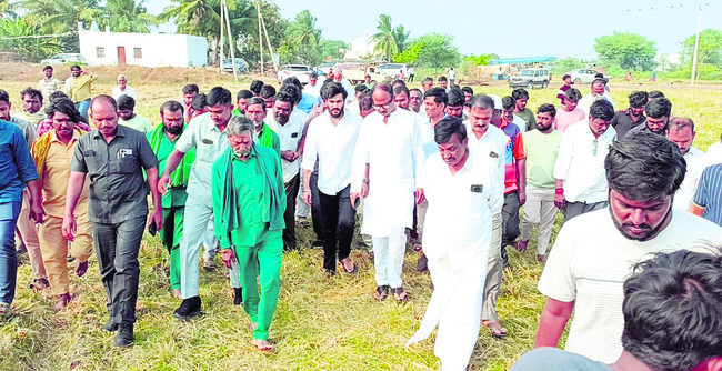 చీకటి ఒప్పందం.. ‘సీమ’కు శాపం1