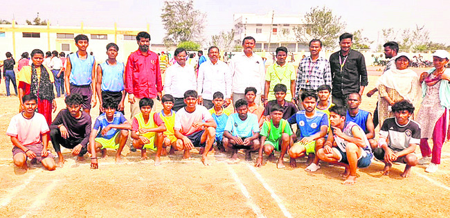 మత్తుకు బానిస కావద్దు
3