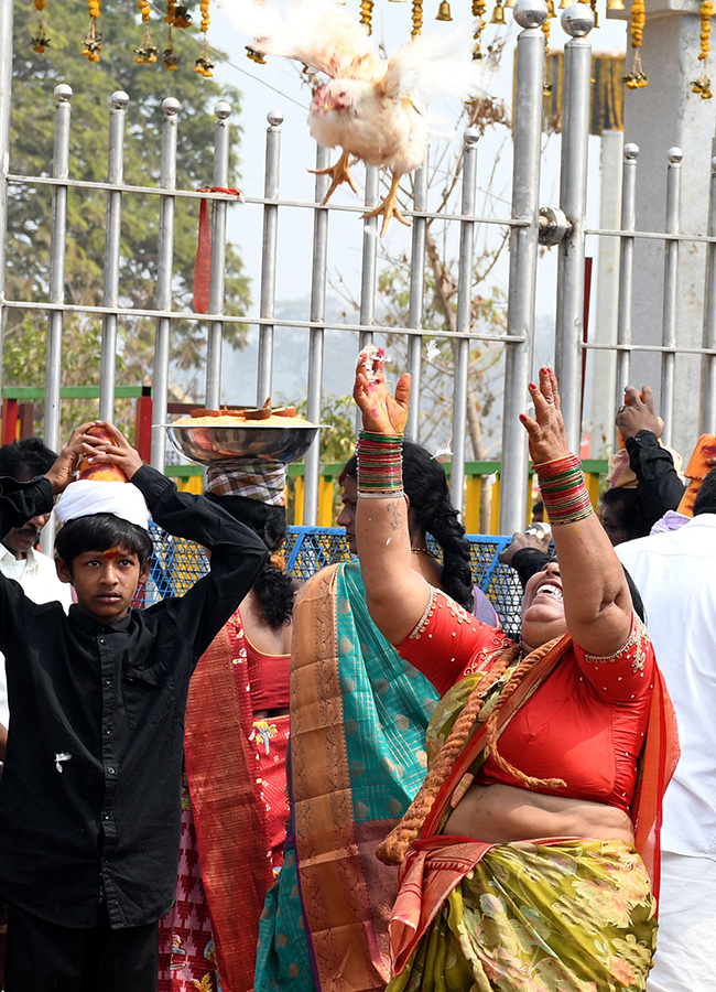 Devotional : Medaram Sammakka Sarakka Jatara 2026 HD Photos23