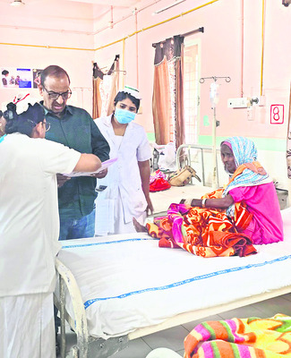 ప్రభుత్వ ఆస్పత్రుల్లో ప్రసవాలు పెరగాలి1