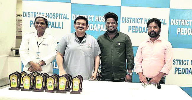 క్రీడల్లో రాణించాలి 1