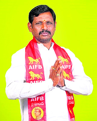 3 వార్డులు.. ముగ్గురు అన్నదమ్ములు 2