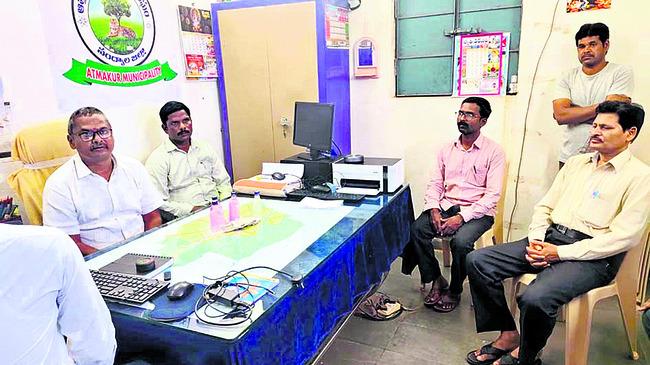 ఏసీబీ వలలో మున్సిపల్‌ కమిషనర్‌ 1