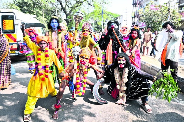 సంబరంగా రాయచూరు హబ్బ1