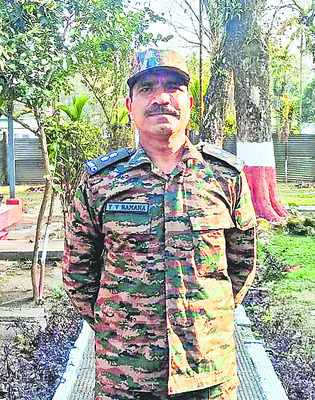 ఆర్మీ అధికారి అంత్యక్రియలు 4