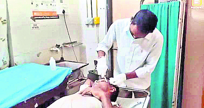 షార్ట్‌ సర్క్యూట్‌తో ఇల్లు దగ్ధం 
3