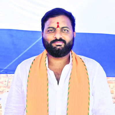 పోటీలో బంధువులు.. రక్త సంబంధీకులు6