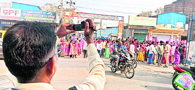 పదేళ్లలో అభివృద్ధిని విస్మరించిన బీఆర్‌ఎస్‌
1