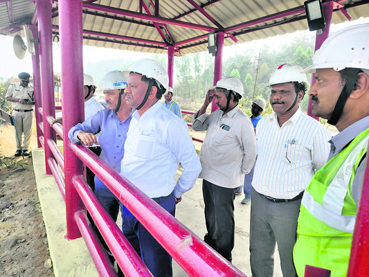 ఉత్పత్తి లక్ష్యం సాధించాలి1