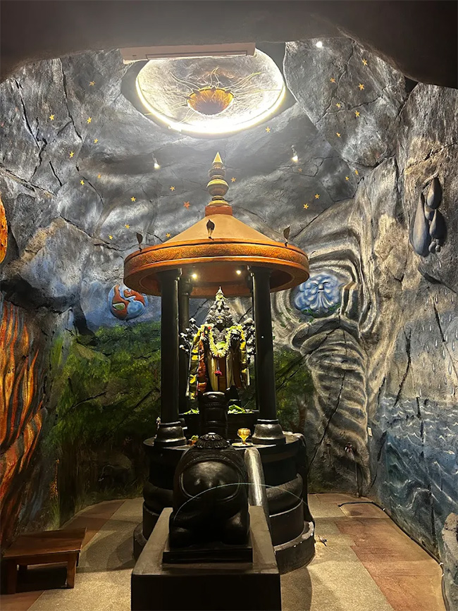 Devotional : Marakata Anjaneya Swamy Temple in Dundigal HD Photos4