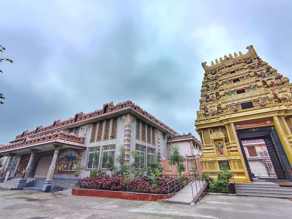 Devotional : Marakata Anjaneya Swamy Temple in Dundigal HD Photos5